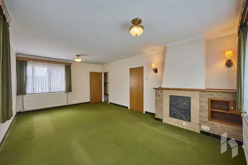 Huis te huur 3 slaapkamers 667m² tuin