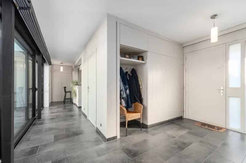 Gerenoveerde woning 1521m² 3 slaapkamers tuin