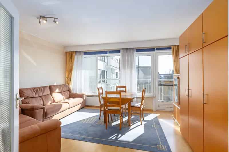 Appartement te huur: Instapklare studio nabij strand