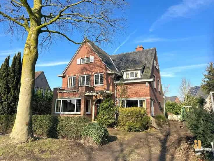 Huis Te Koop Lievegem: Lichtrijke Open Bebouwing met Charme