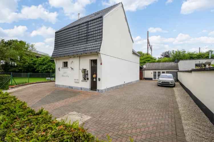 Huis te koop interbellum woning Ledeberg met centrale ligging