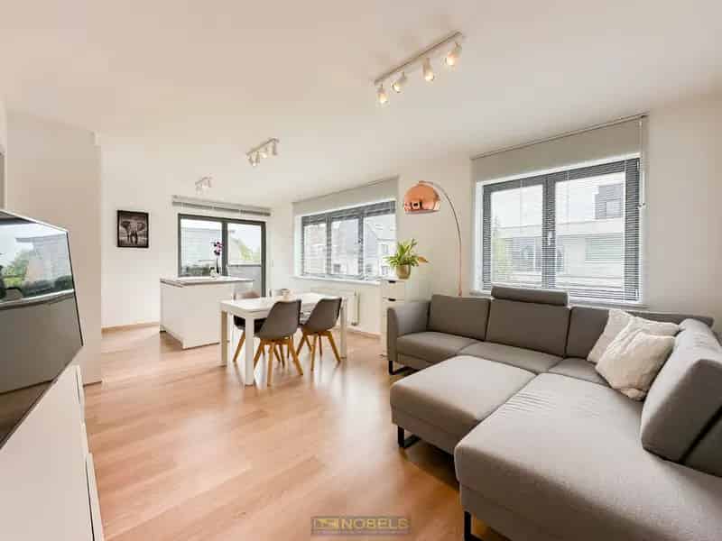 Appartement te koop Liedekerke centrum - Instapklaar met terras en staanplaats