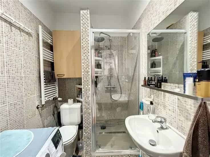 Appartementsblok Te Koop Etangs Noirs 4 Units