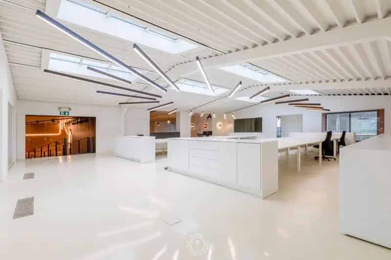 Kantoorgebouw met Woning Schelde Uitzicht