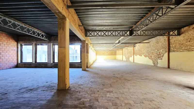 Huis te huur Ronse: Fabrieksite met conciërgewoning