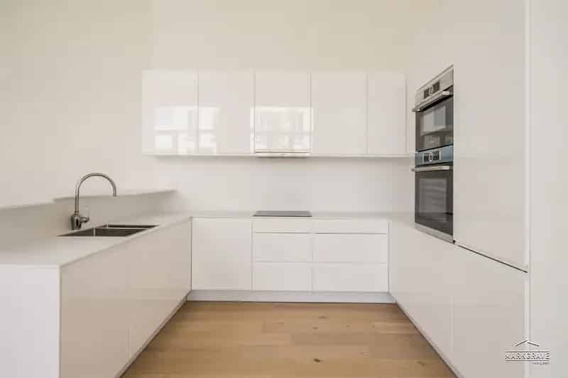 Duplex Appartement te Huur in Monumentaal Complex