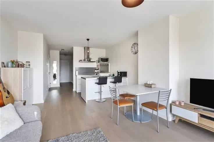 Te Koop: Trendy 2 Slaapkamer Appartement