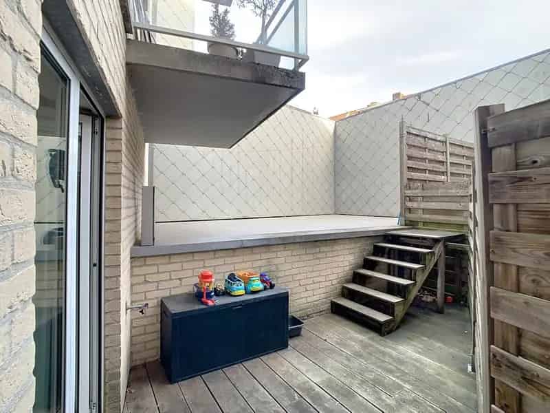 Appartement te koop Brugge: ruim terras nabij vesten