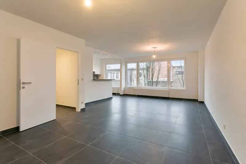 Appartement te huur Brasschaat Centrum 100m2 Vernieuwd
