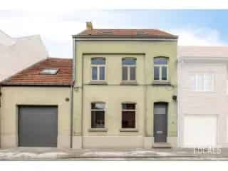 Huis te koop Iddergem 250m2 4 slaapkamers 2 badkamers