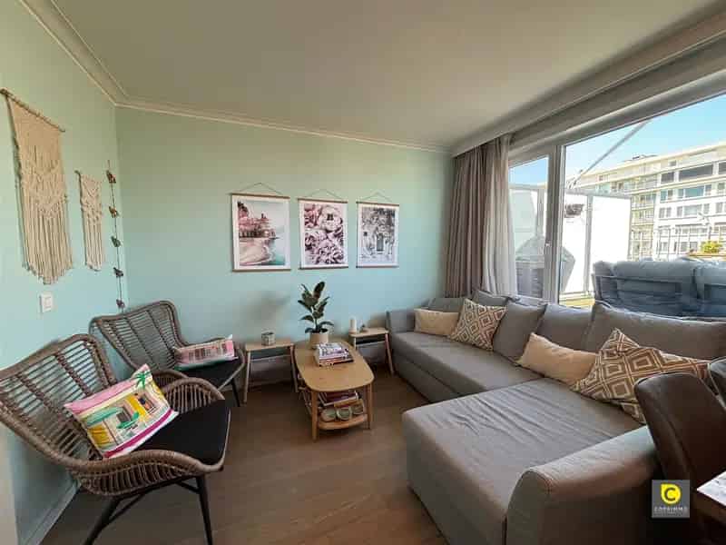 Gemeubeld Dakappartement 2 slaapkamers Berchem