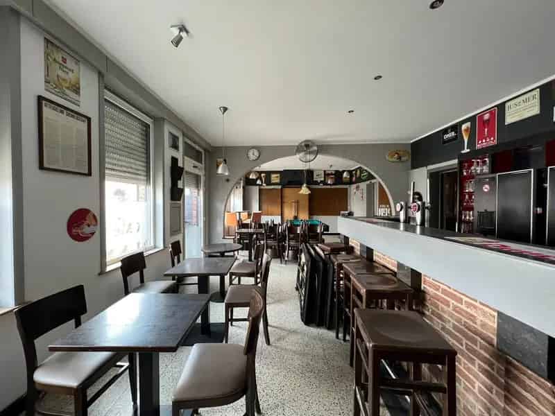 Gezellig Cafe met Polyvalente Ruimte en Binnenkoer te Elverdinge