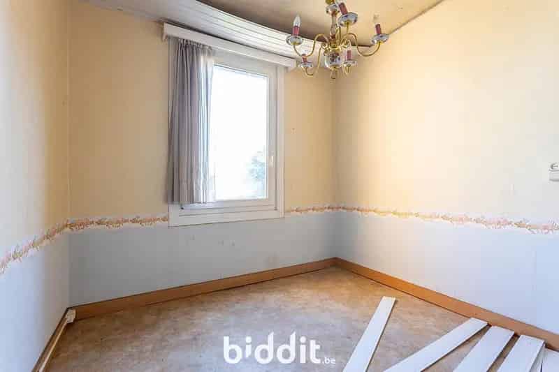 Te renoveren woning met tuin nabij centrum