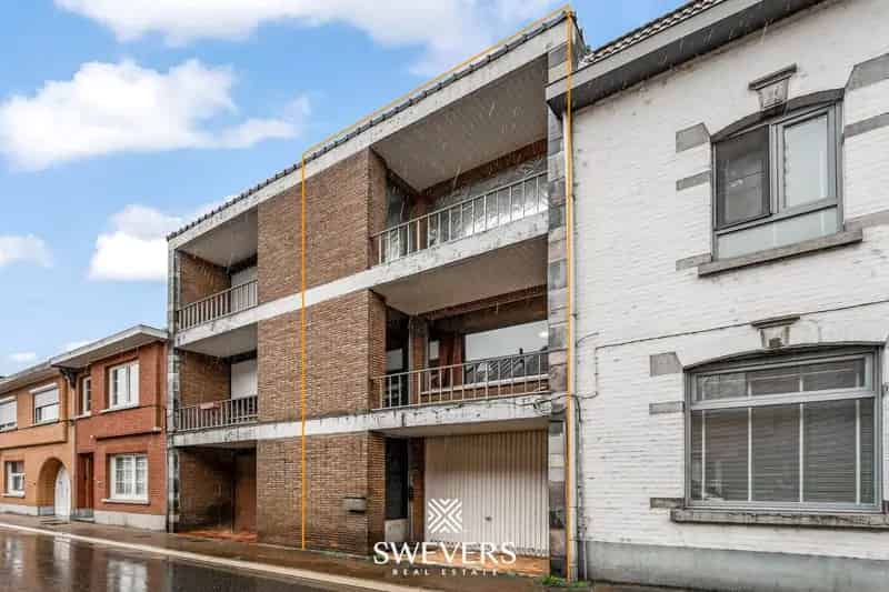 Te renoveren woning Zichem centrum garage