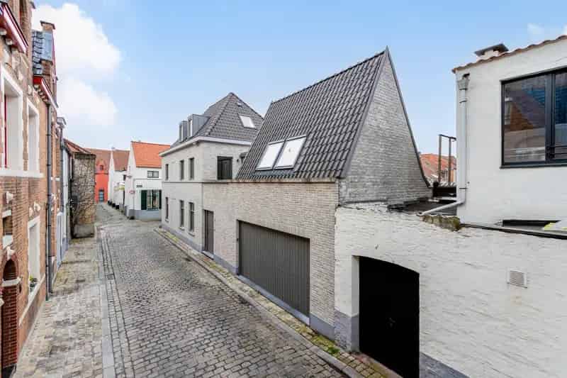 Unieke woning binnen de stadswallen van Brugge
