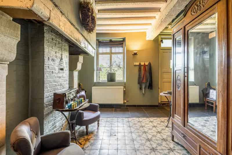 Huis te koop Tielt Winge: Ruime woning met atelier en jacuzzi