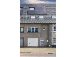 Huis te Koop Bredene - Instapklare Rijwoning met 3 slaapkamers en Energielabel A