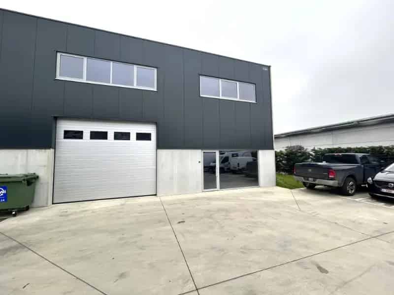 KMO Unit te Koop Lede 216m2 Mezzanine Parkeerplaatsen