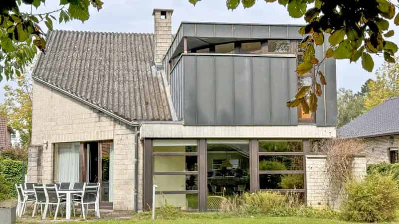 Villa te koop Sterrebeek: Ruime woning nabij centrum en school