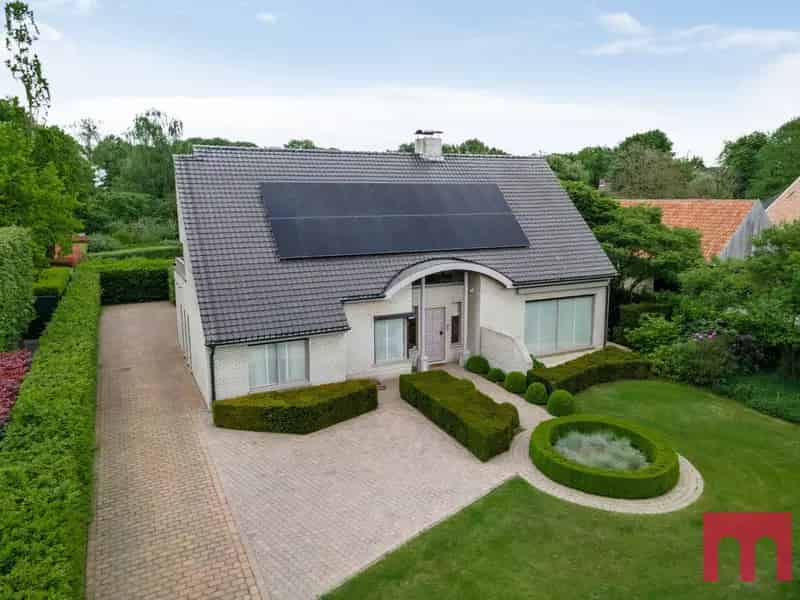 Huis te huur Merksplas: Ruime villa met 5 slaapkamers en grote tuin