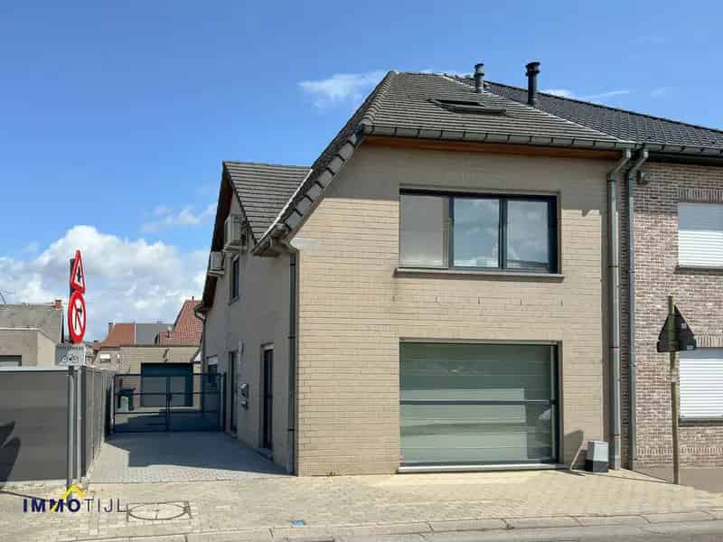 Gezinswoning Denderleeuw met Garage 4 slaapkamers EPC B