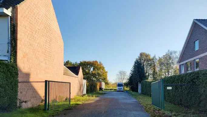 Bouwgrond te koop in Hasselt met uitstekende verbindingsmogelijkheden