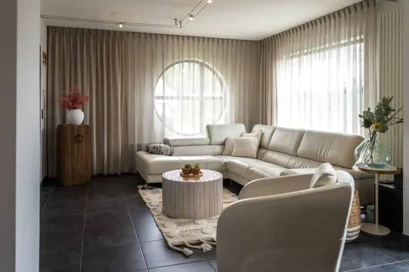 Ruime en kwalitatieve halfopen bebouwing te Bambrugge