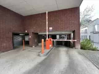 Garagebox te koop Leuven - Centrum - Ruime parkeerplaats