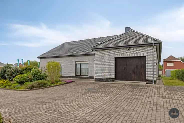 Gelijkvloerse woning te Baal met 3 slaapkamers en grote tuin