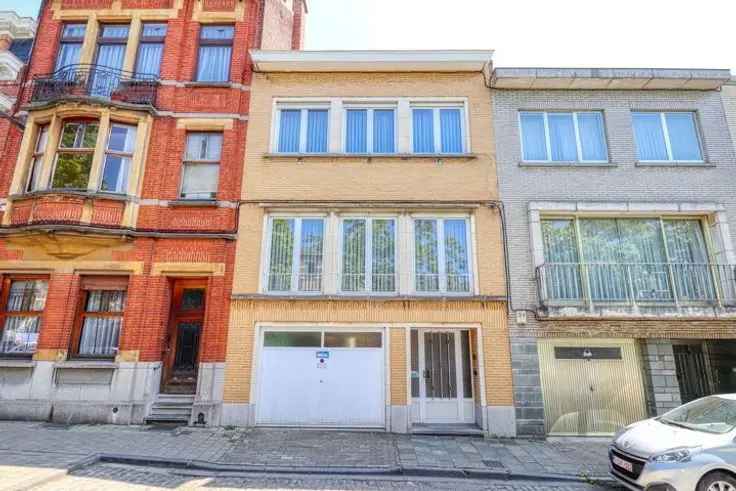 Te koop appartement met tuin in Jette tegenover Sacré-Coeur