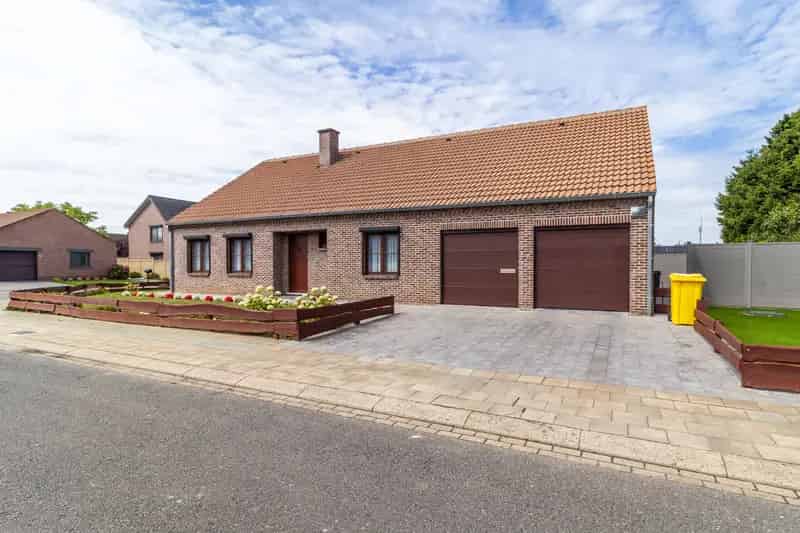 Bungalow te koop Kortenberg: 2 slaapkamers, grote garage, ruime zolder