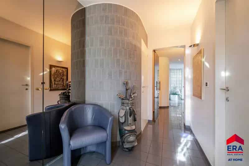 Huis te koop Westrozebeke: tijdloze architectenwoning