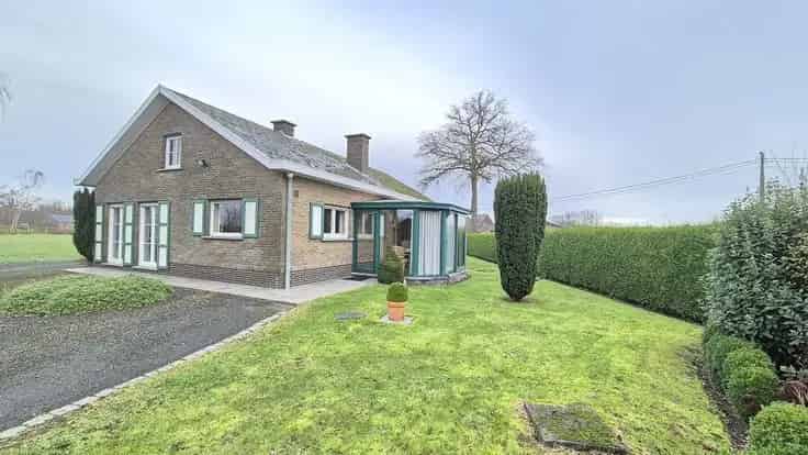 Landelijke Hoeve te Nazareth 41 HA Weide Schuur Stallingen