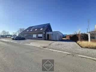 Handelspand te koop Waregem - 348m² woning 79m² handel - EPC A