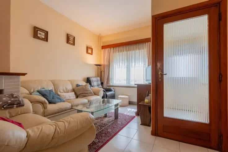 Huis Te Koop 3 Slaapkamers Nabij Scholen