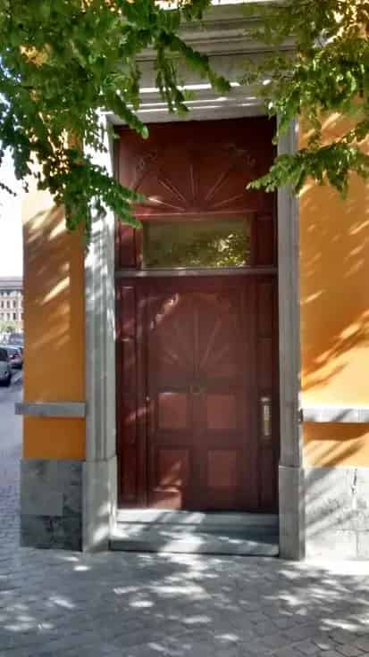 Appartementencomplex Mons: 2 Appartementen 6 Studio's Te Koop
