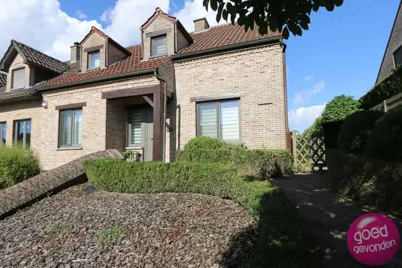 Huis te koop 4 slaapkamers Rustig gelegen