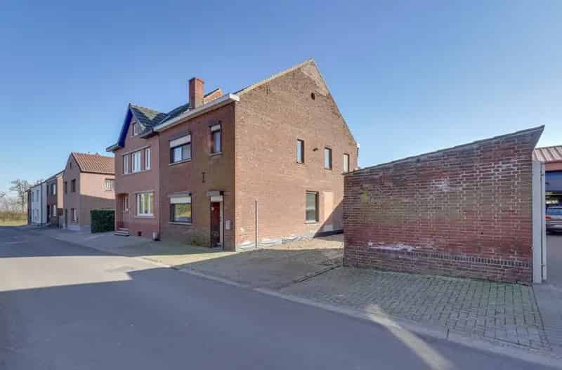 Te renoveren eengezinswoning in Rosmeer met veel potentieel