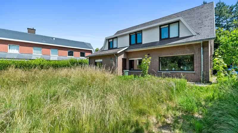 Huis te huur Kessel-Lo: 5 slaapkamers, garage, renovatieproject