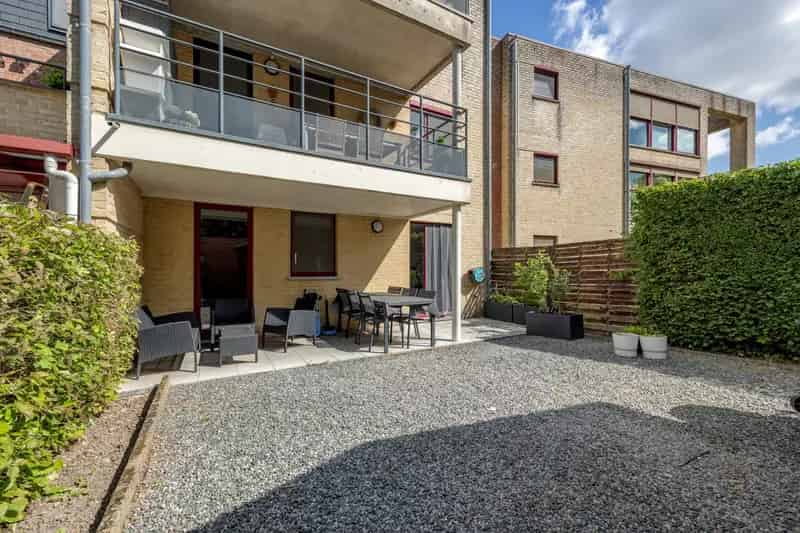 Appartement te koop Niel - Instapklaar met Tuin en Garage