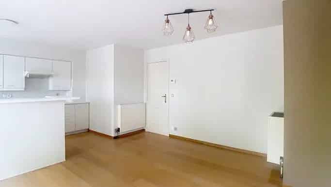 Appartement te huur in Baron Ruzettelaan 264, Assebroek - Dewaele