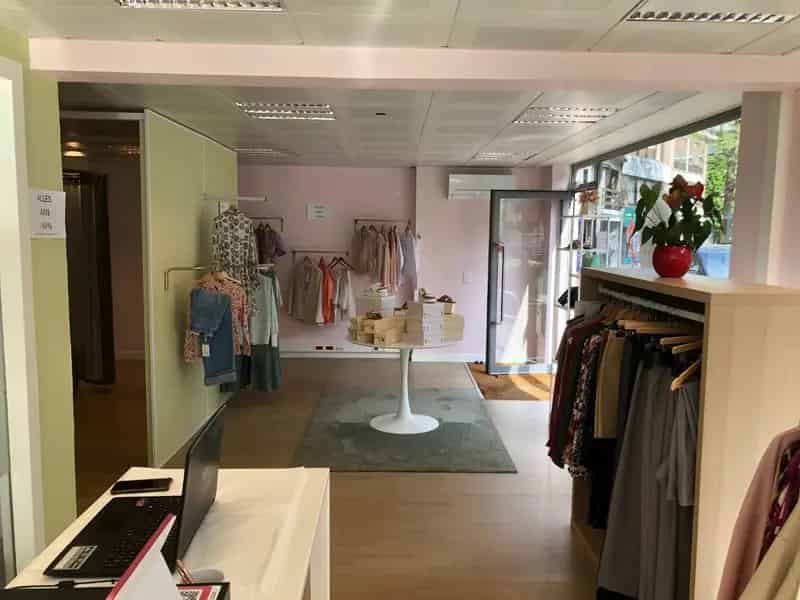 Instapklare Kantoor Winkelruimte 75m Torhout