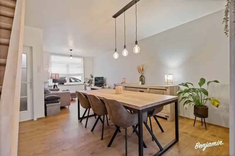 Karaktervolle woning 3 slaapkamers stadstuin Ieper