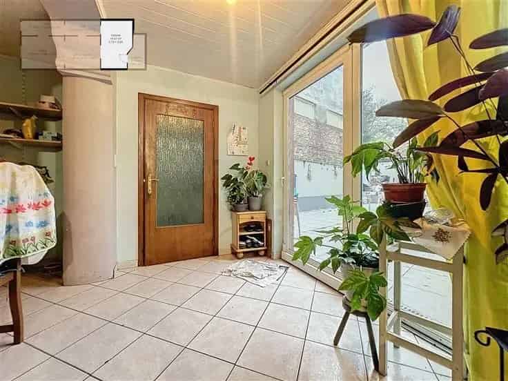 Grote gezinswoning 5 slaapkamers te Gilly