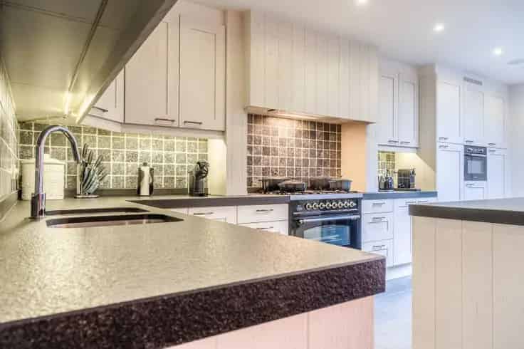 Huis Te Koop 5 Slaapkamers Rustige Buurt