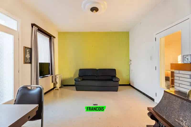 Huis te koop Vlamertinge: Te renoveren woning met tuin