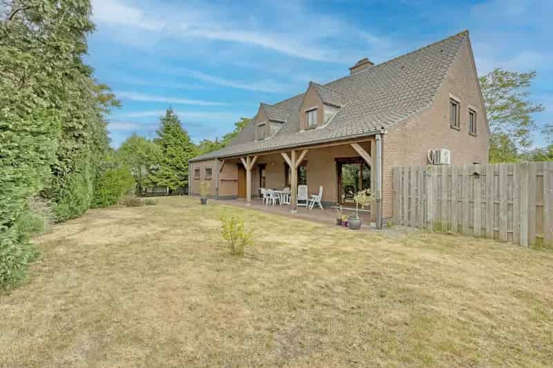 Huis te koop Beveren: 5 slaapkamers, garage, tuin, EPC B