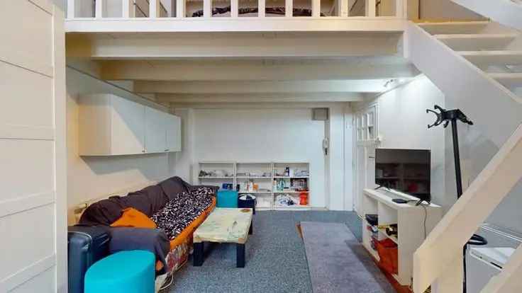Studio te Koop Schaerbeek Demolder Lage Lasten Terras Mezzanine