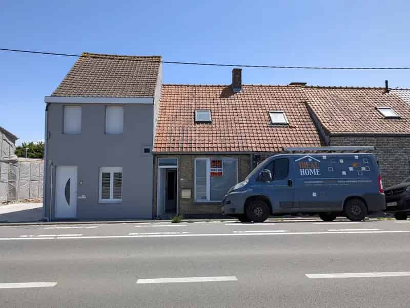 Starterswoning te koop Veurne Instapklaar Zonnige Tuin