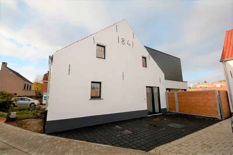 Gerenoveerde woning 2 slaapkamers tuin Broechem